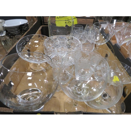 140 - THREE TRAYS OF ASSORTED GLASSWARE TO INCLUDE COCKTAIL SHAKER AND MATCHING GLASSES, CUT GLASS BOWL ET... 