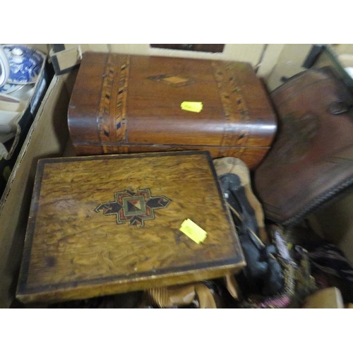 170 - A TRAY OF TREEN ETC TO INCLUDE A TUNBRIDGE STYLE WARE EXAMPLE