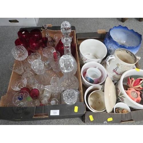 189 - TWO TRAYS OF CERAMICS AND GLASS TO INCLUDE DECANTERS, PORTMEIRION ETC TOGETHER WITH A VINTAGE FUR BO... 