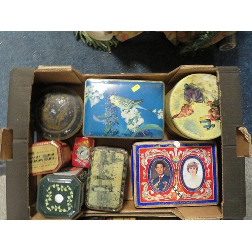 207 - TWO TRAYS OF VINTAGE COLLECTABLE TINS TOGETHER WITH TWO TRAYS OF VINTAGE GAMES ETC