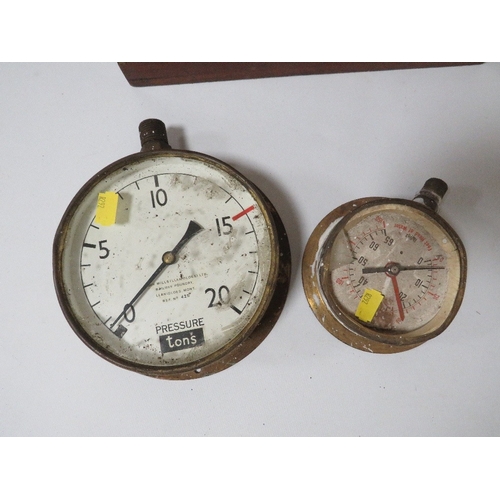 280 - TWO PRESSURE GAUGES A/F