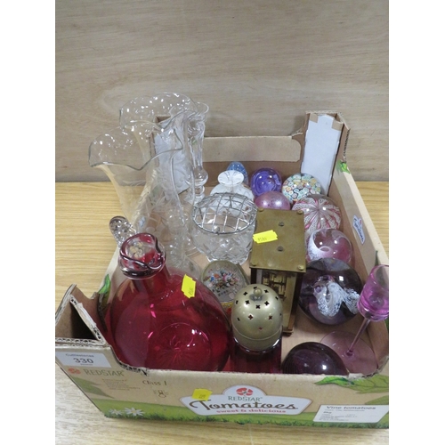 330 - A TRAY OF ASSORTED GLASS PAPERWEIGHTS, CRANBERRY SIFTER. CLOCK ETC