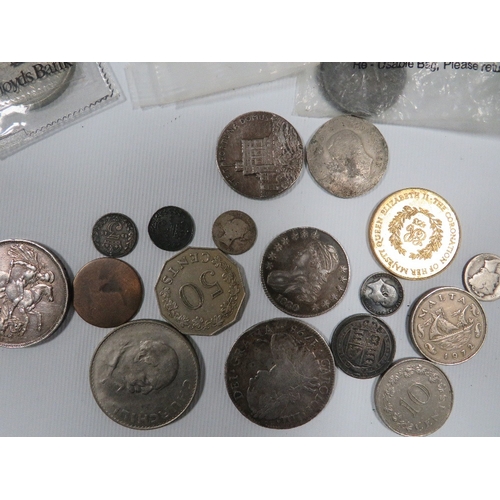 347 - A COLLECTION OF BRITISH AND WORLD COINS , TO INCLUDE A US 1830 HALF DOLLAR. MEXICO 1798, 8 REALES QV... 