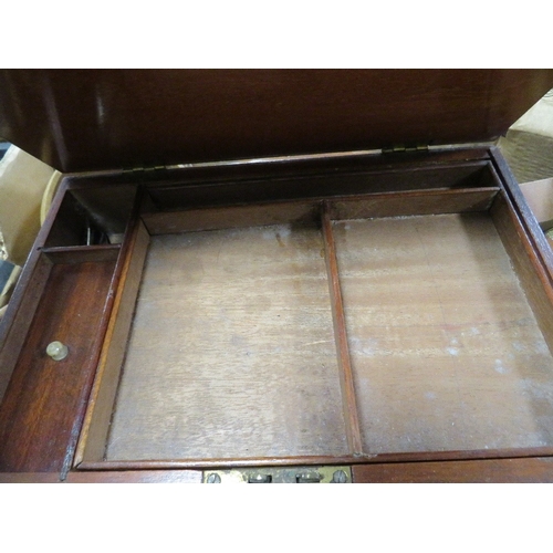 105 - A TRAY OF ASSORTED TREEN TO INCLUDE A WRITING BOX AND CONTENTS ETC