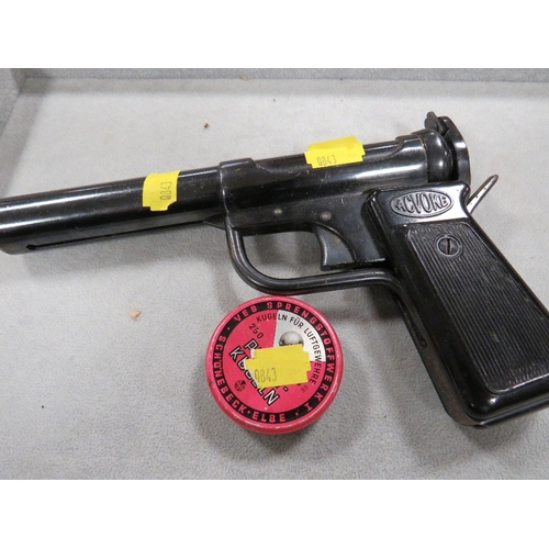 392 - A 177 ACVOKE AIR PISTOL WITH PELLETS