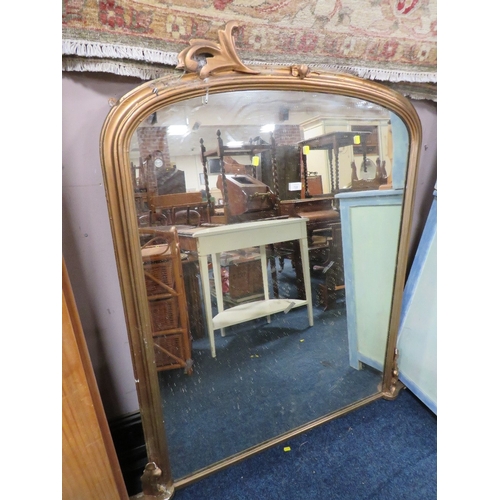 722 - AN ANTIQUE GILT OVERMANTLE MIRROR 126 X 137 CM