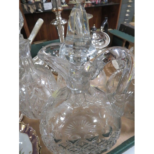 124 - A TRAY OF GLASS AND SILVER PLATED WARE TO INCLUDE CANDLESTICKS AND DECANTER