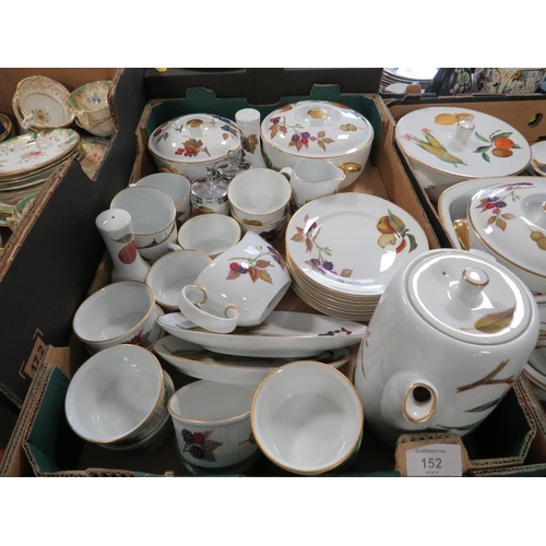 152 - THREE TRAYS OF ROYAL WORCESTER EVESHAM