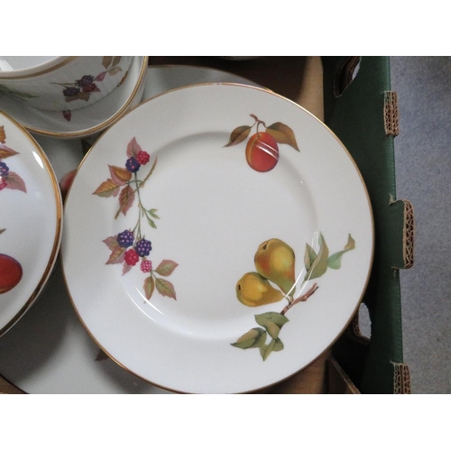 152 - THREE TRAYS OF ROYAL WORCESTER EVESHAM