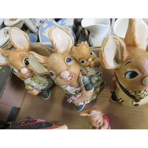 166 - A TRAY OF PENDELFIN RABBITS, DISPLAY STAND AND A BESWICK SHIRE HORSE