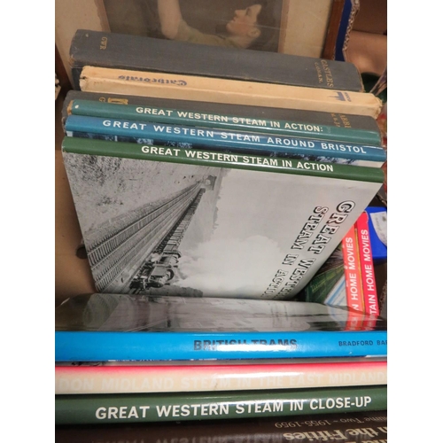 171 - A SMALL TRAY OF STEAM RELATED BOOKS ETC TO INCLUDE A FOLDER OF TRACTION ENGINE TECHNICAL DRAWINGS FR... 