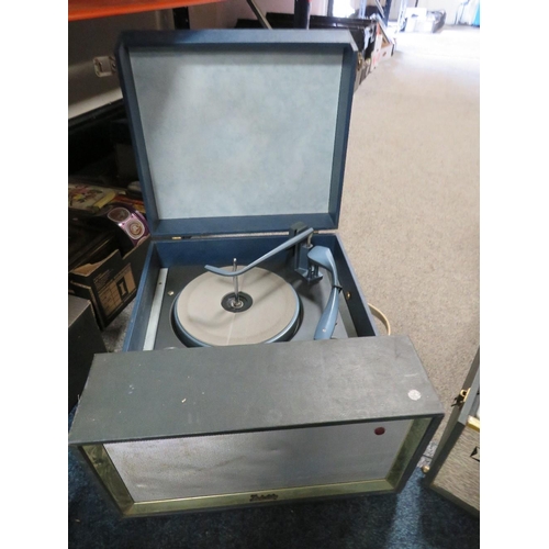 178 - A VINTAGE DANSETTE RECORD PLAYER TOGETHER WITH A FIDELITY EXAMPLE (2)