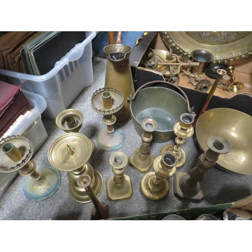 192 - TWO TRAYS OF ASSORTED METAL WARE TO INCLUDE CANDLESTICKS TOGETHER WITH  A TRAY OF CERAMICS (3)