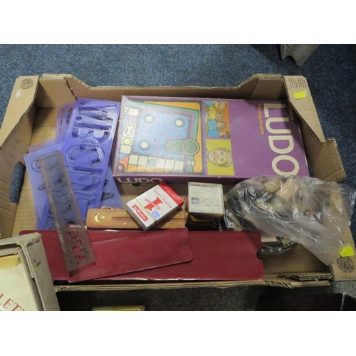 201 - A TRAY OF VINTAGE GAMES TOGETHER WITH A TRAY OF TEDDY BEARS