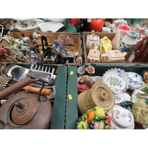 76 - FOUR TRAYS OF CERAMICS AND SUNDRIES TO INCLUDE A SADLER STYLE RACING CAR TEA-POT