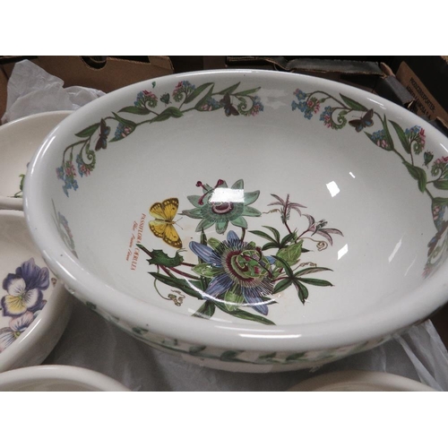 81 - A BOX OF 6 PORTMEIRION BOWLS TOGETHER WITH A LARGE BOWL