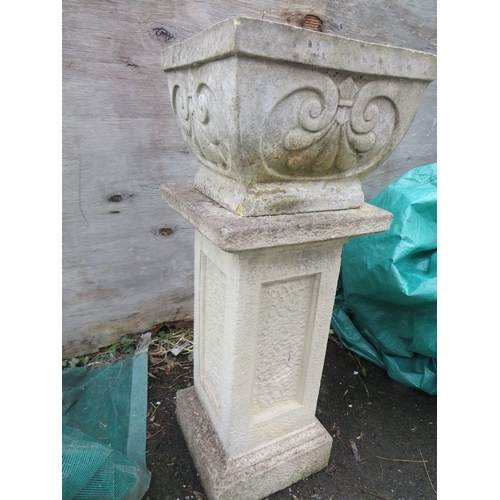 605 - A SANDSTONE PEDESTAL PILLAR PLANTER