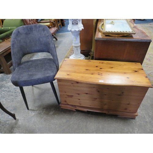 852 - A MODERN HONEY PINE BLANKET BOX PLUS A MODERN CHAIR (2)