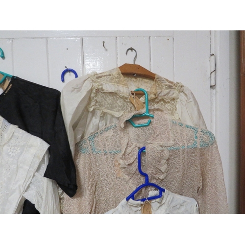 456 - A COLLECTION OF EARLY 20TH CENTURY VINTAGE LADIES CLOTHING, COMPRISING MAINLY TOPS (APPROX 16)