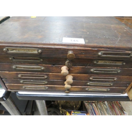 145 - A VINTAGE SIX DRAW CHEST OF ASSORTED PRINTING BLOCKS IN DIFFERENT TYPE FACING AND THREE ASSORTED TRA... 