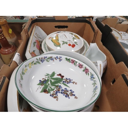 147 - TWO TRAYS OF ASSORTED CERAMICS TO INCLUDE EVESHAM AND PORTMEIRION