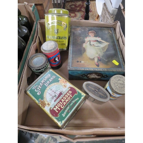 173 - A TRAY OF ANTIQUE AND LATER GLASS BOTTLES TOGETHER WITH COLLECTABLE TIN, ART DECO STYLE MANTLE CLOCK... 