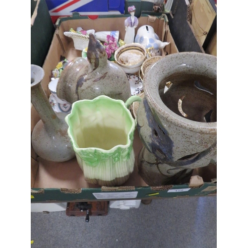 179 - A TRAY OF ASSORTED CERAMICS TO INCLUDE PARAGON CUPS AND SAUCERS