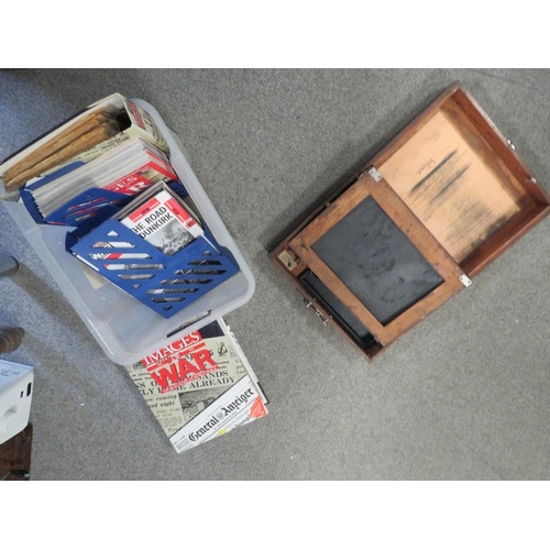 203 - A CASED WOODEN TRAVELLING SCREEN PRINTING SET