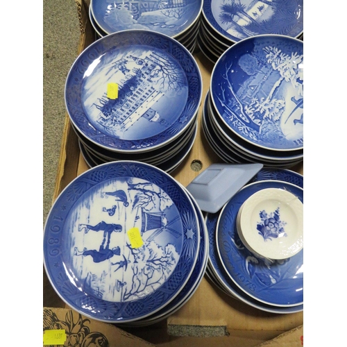 208 - A TRAY OF MOSTLY ROYAL COPENHAGEN CHRISTMAS PLATES TOGETHER WITH A TRAY OF CUPS, PLATES ETC (2)