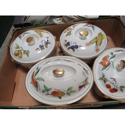 229 - FOUR TRAYS OF ROYAL WORCESTER EVESHAM