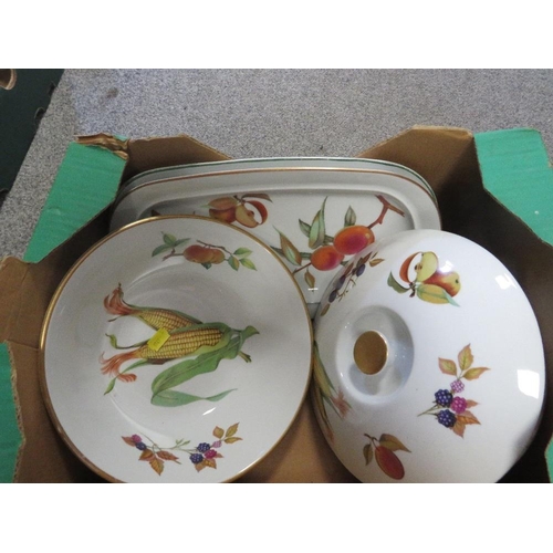 229 - FOUR TRAYS OF ROYAL WORCESTER EVESHAM