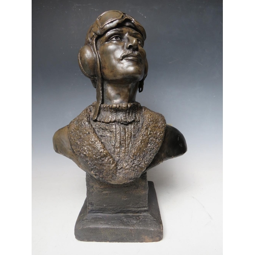 313 - A KEITH LEE SCULPTURE / BUST OF AN RAF PILOT RAISED ON A PLINTH APPROX H 48 CM