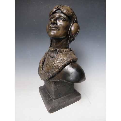 313 - A KEITH LEE SCULPTURE / BUST OF AN RAF PILOT RAISED ON A PLINTH APPROX H 48 CM