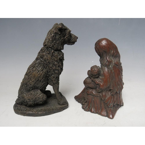 320 - TWO KEITH LEE FIGURES CONSISTING OF AN OWL & A DOG TOGETHER WITH TOW JOHN LETTS FIGURES   - A FOOTBA... 