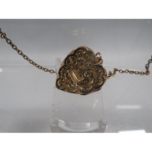 413 - A VICTORIAN STYLE 9CT GOLD BACK AND FRONT LOCKET