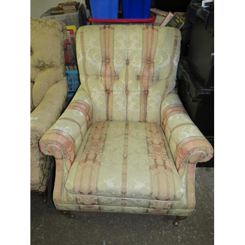 709 - A 'HOWARD & SONS' STYLE COUNTRY HOUSE ARMCHAIR