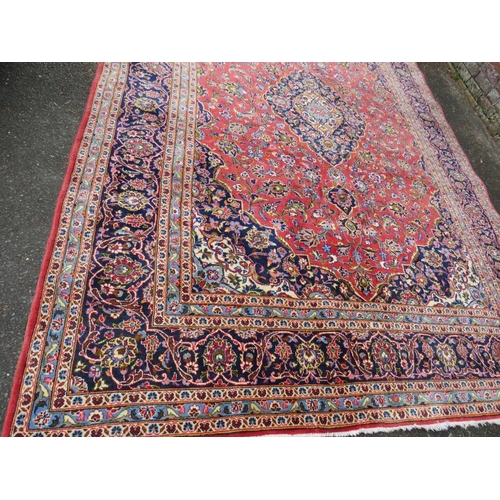 715 - A LARGE G.H.FRITH IRAN WOOLLEN RUG -  350  X  250 CM