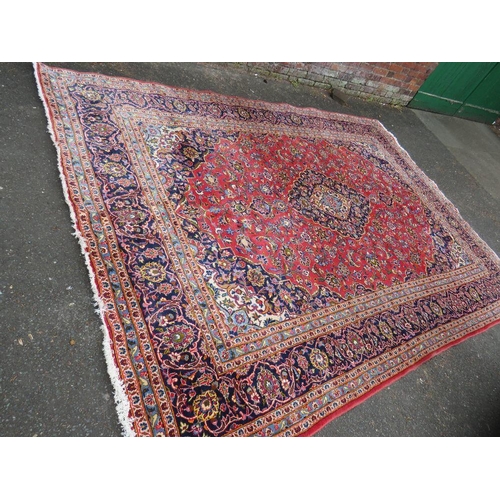 715 - A LARGE G.H.FRITH IRAN WOOLLEN RUG -  350  X  250 CM