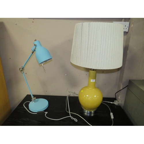 723 - A MODERN GLOBULAR TABLE LAMP AND SHADE PLUS AN ANGLEPOISE LAMP (2)