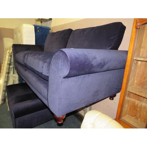 739 - A MODERN BLUE UPHOLSTERED TWO PIECE SUITE