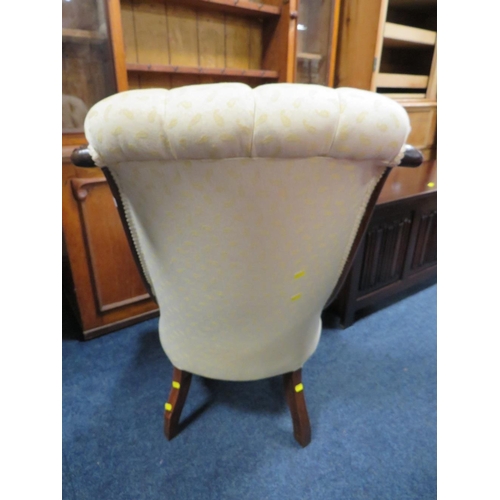 741 - AN ANTIQUE ROSEWOOD UPHOLSTERED SLIPPER CHAIR