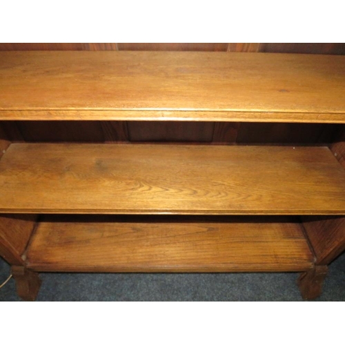 750 - A VINTAGE OAK OPEN BOOKCASE 92 X 91 CM