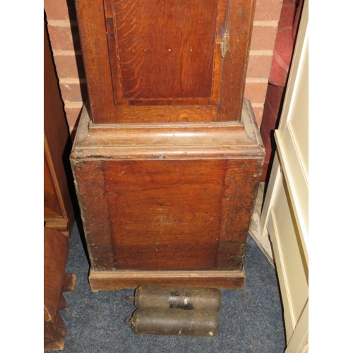 760 - AN ANTIQUE OAK BRASS FACED LONGCASE CLOCK BY THOMAS VERNON OF LUDLOW - WITH EIGHT DAY MOVEMENT - WEI... 