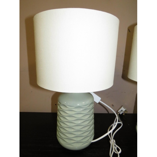 776 - A PAIR OF MODERN TABLE LAMPS AND SHADES