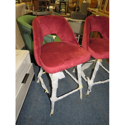 789 - A PAIR OF MODERN RED BAR STOOLS