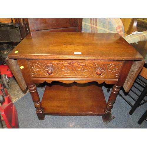 806 - A CARVED OAK SINGLE DRAWER DROPLEAF HALL TABLE W-123 CM