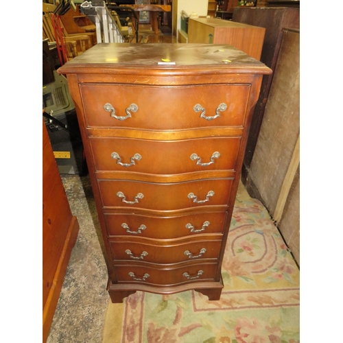 808 - A REPRODUCTION MAHOGANY SERPENTINE SIX DRAWER CHEST