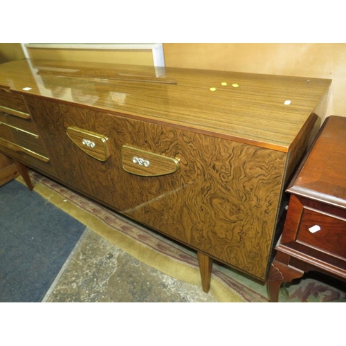 810 - A RETRO SCHREIBER STYLE SIDEBOARD W-184 CM