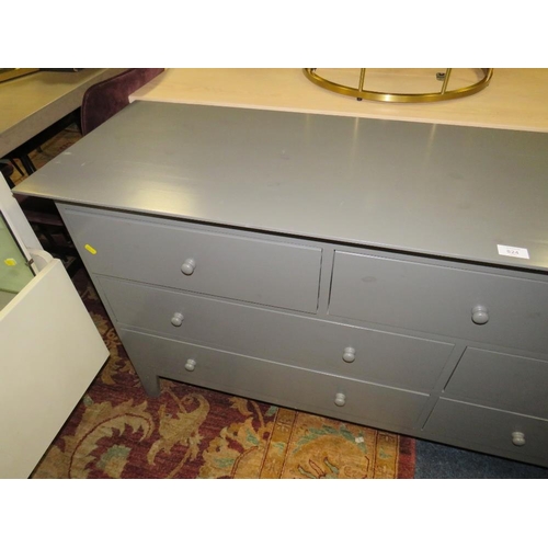 824 - A MODERN SEVEN DRAWER CHEST W-164 CM