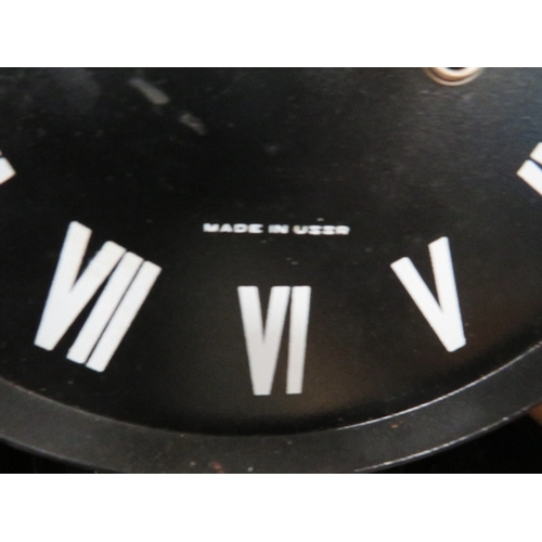 285 - A RETRO USSR WALL MOUNTED CLOCK TOGETHER WITH A MANTLE CLOCK (2)